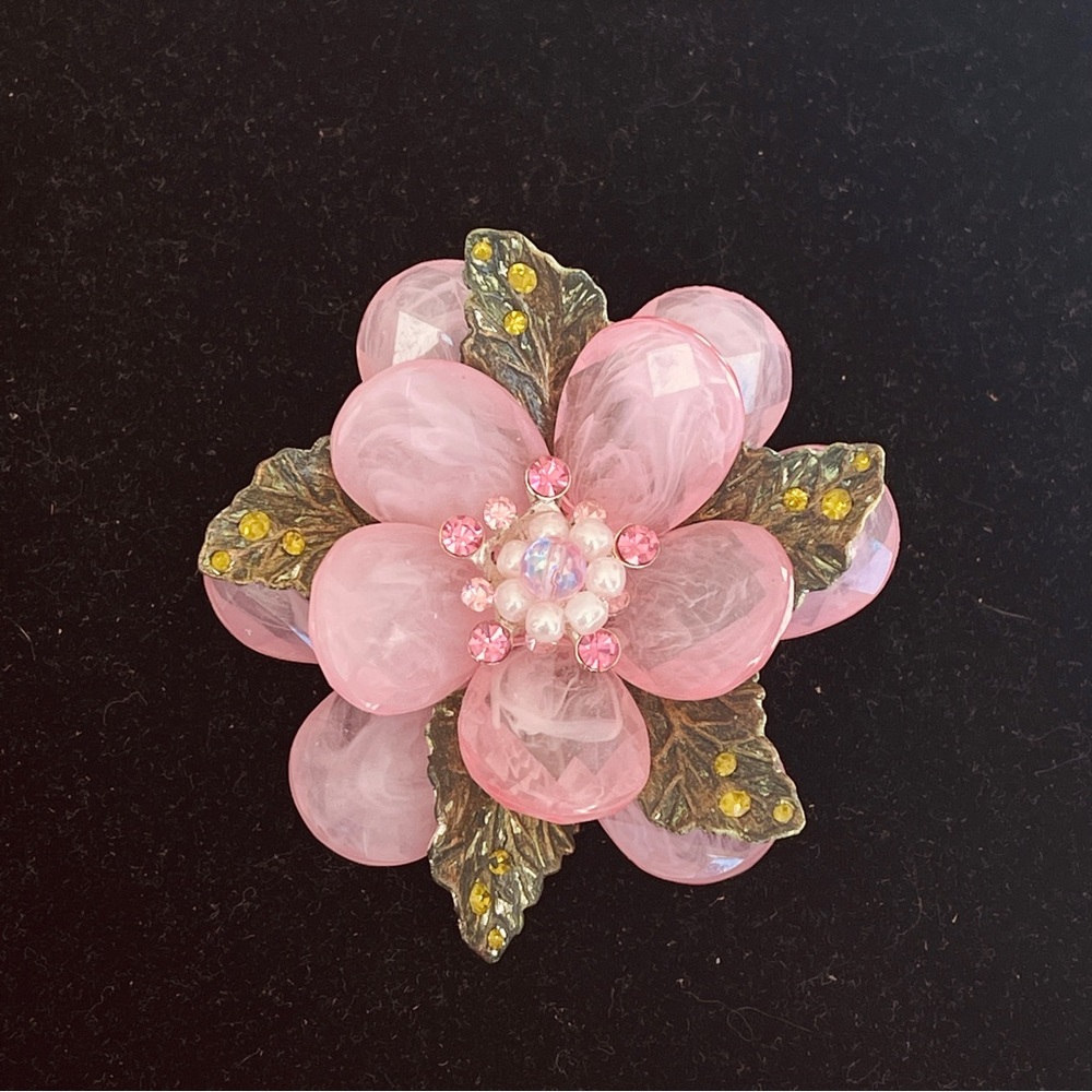 Rare Vintage 3D Pink Resin With Rhinestone Pearls Flower Brooch